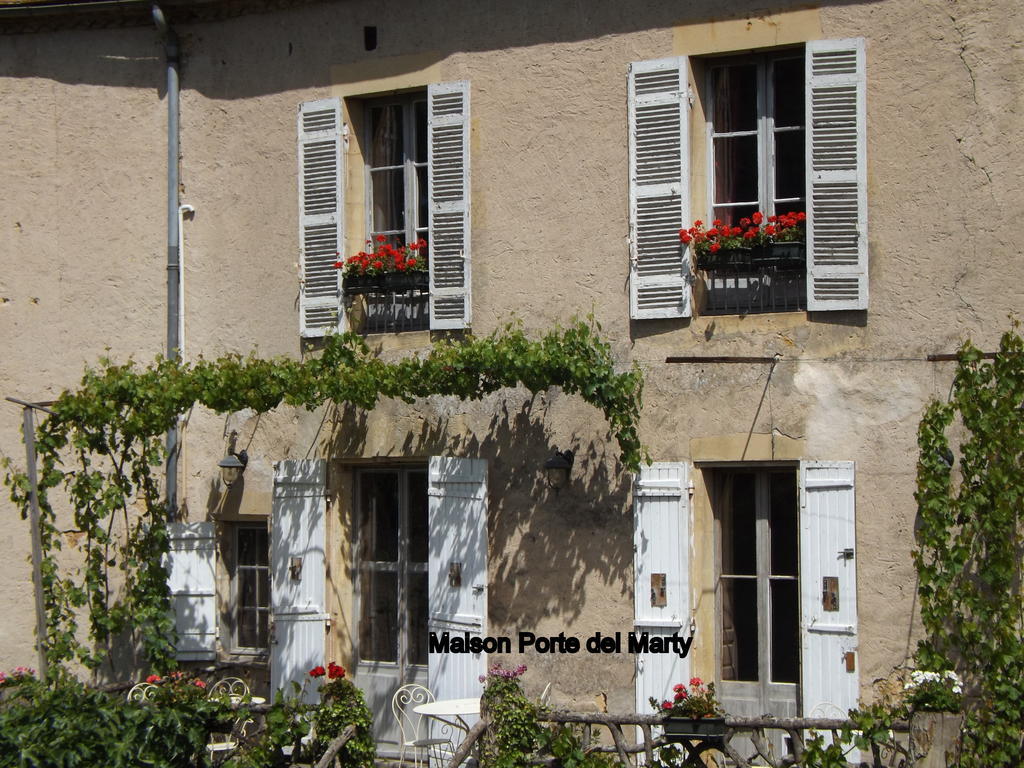 Lalinde Maison Porte Del Marty מראה חיצוני תמונה